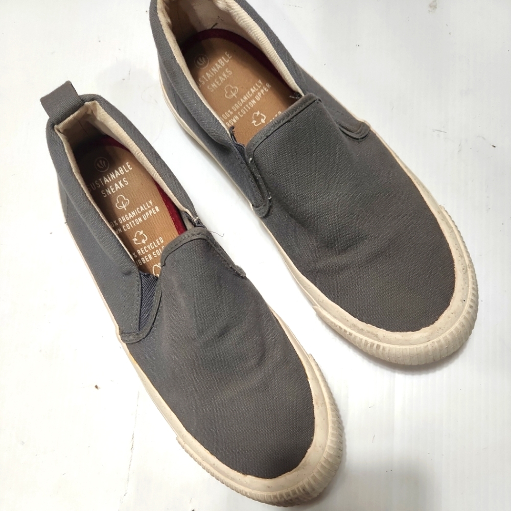 Sustainable Sneaks by FatFace Gray Slip On  Low Top Sneaker Tennis Shoes Size 9